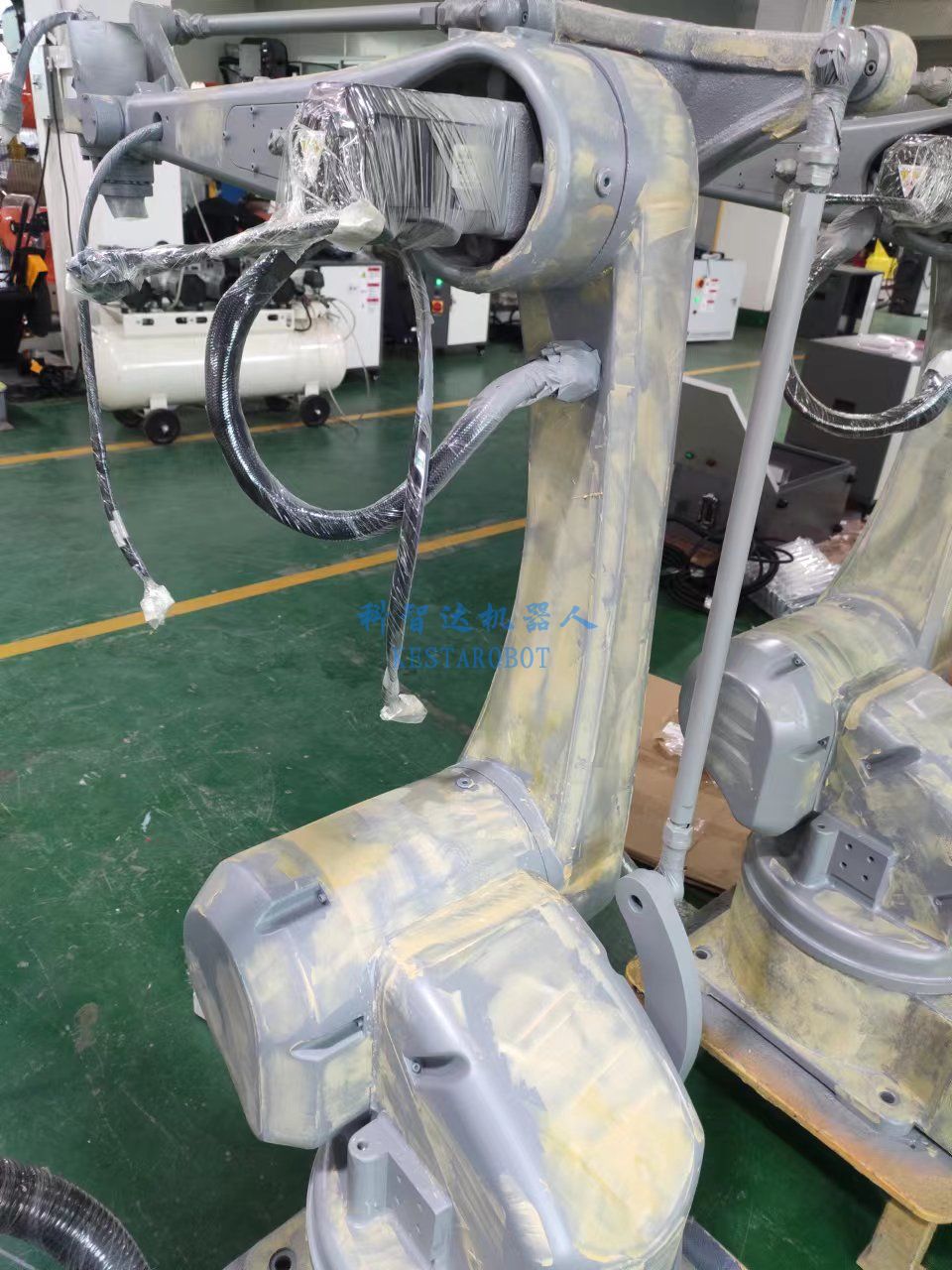 四軸關節機器人批量生產中(圖9) 四軸關節機器人批量生產中(圖9)