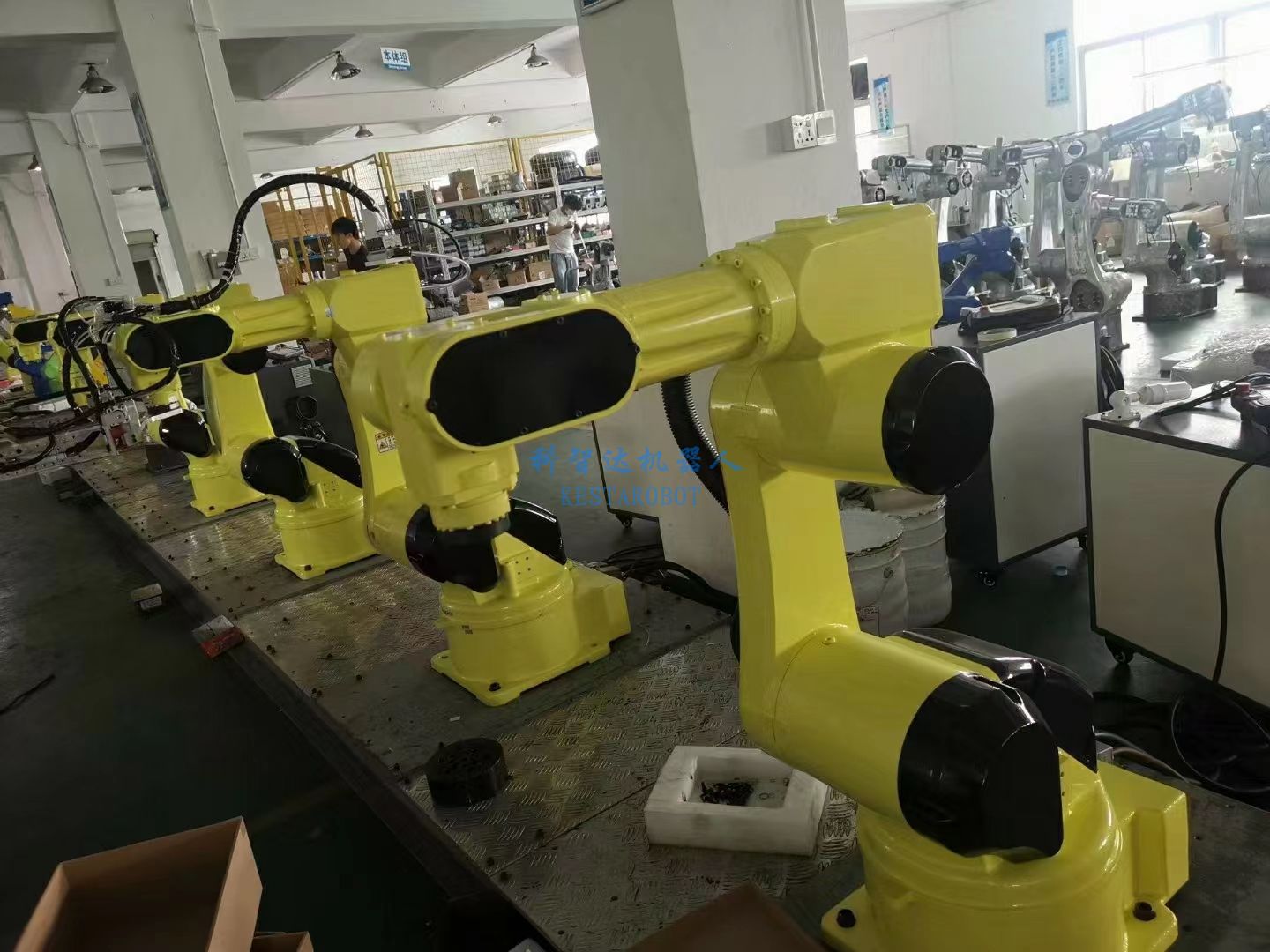 科智達機器人日常生產實況(圖2) 科智達機器人日常生產實況(圖2)